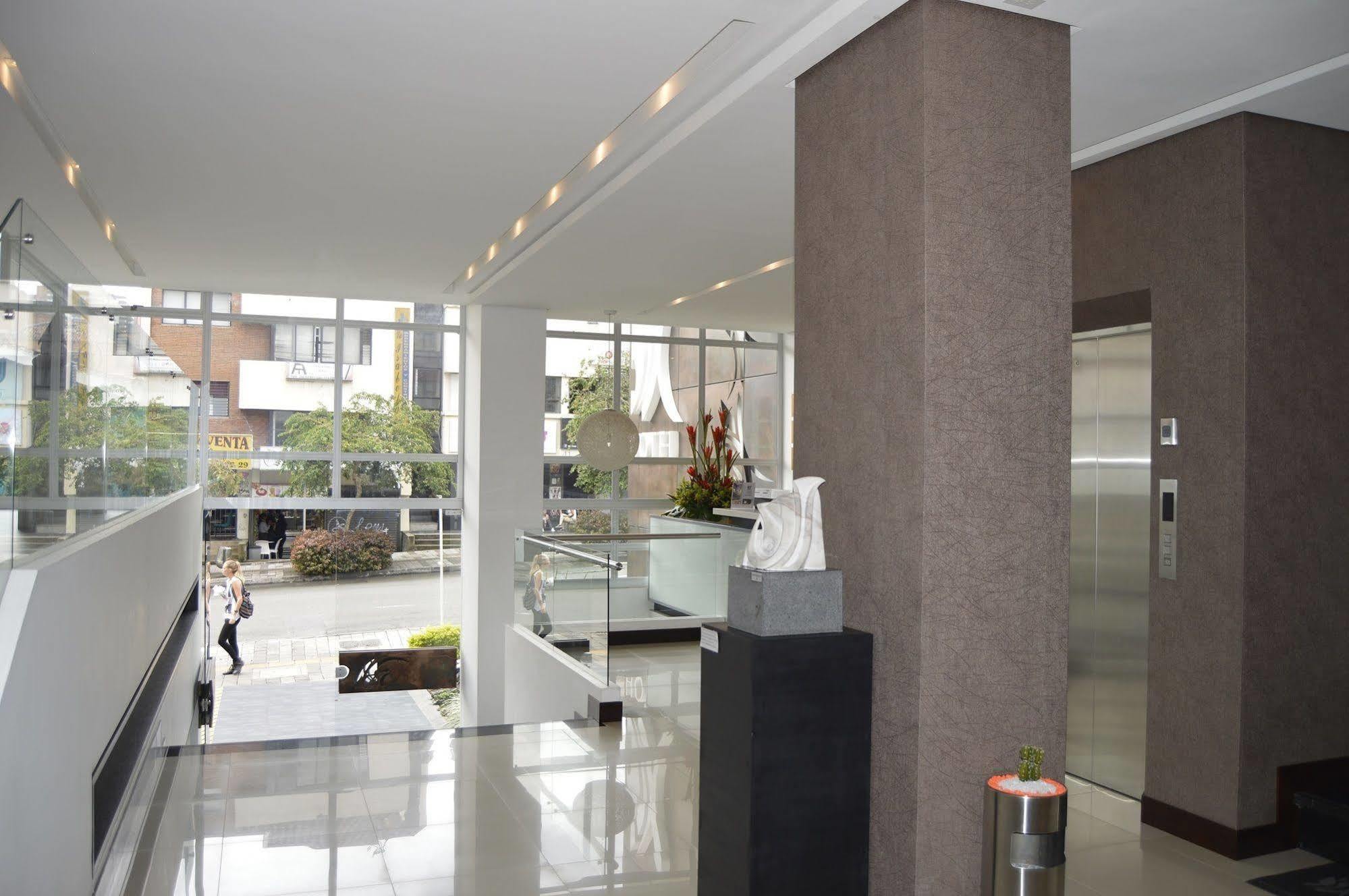 Hotel Dix Medellin Bagian luar foto